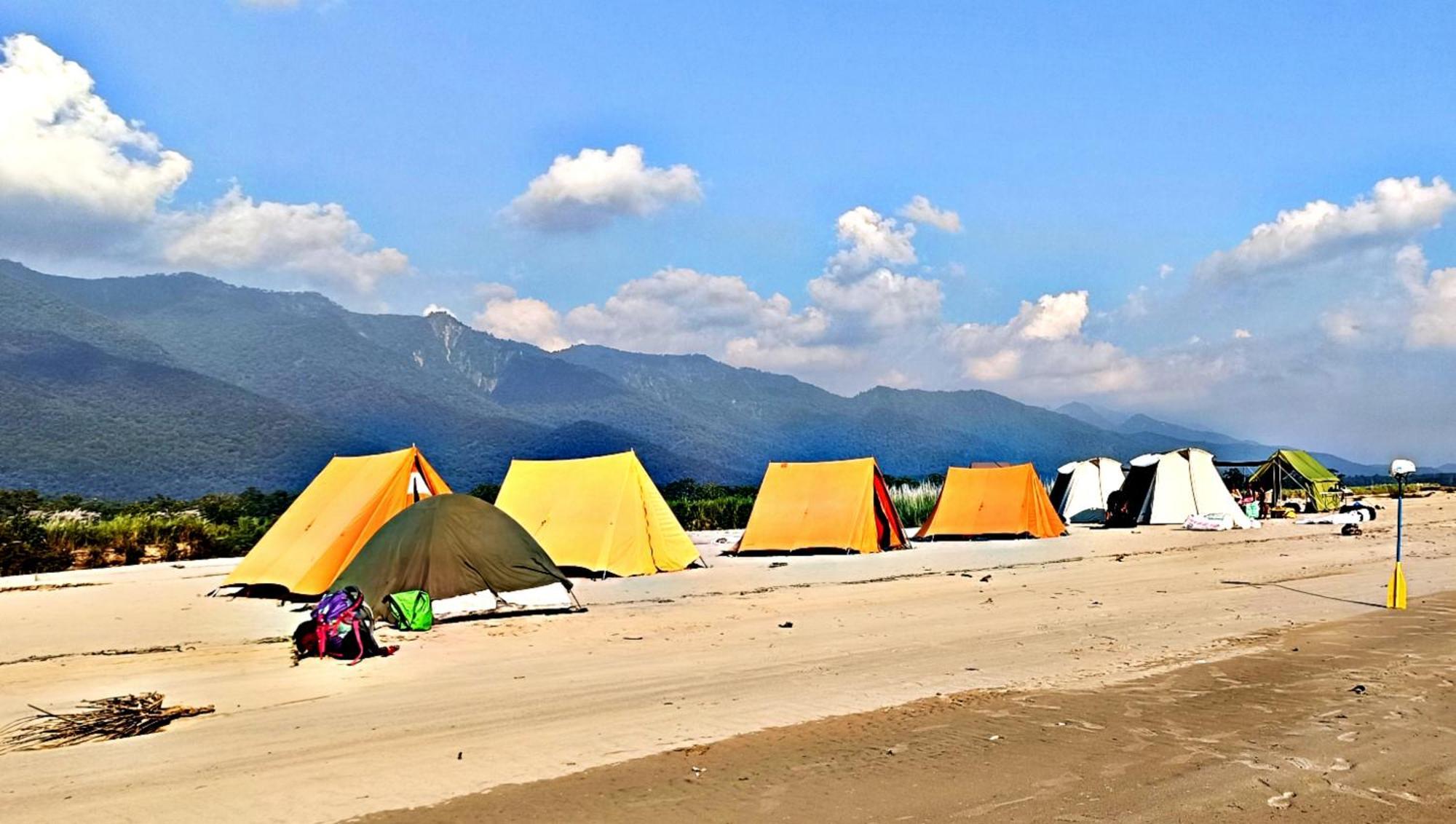 Mr. B's Place Bardiya Exterior foto